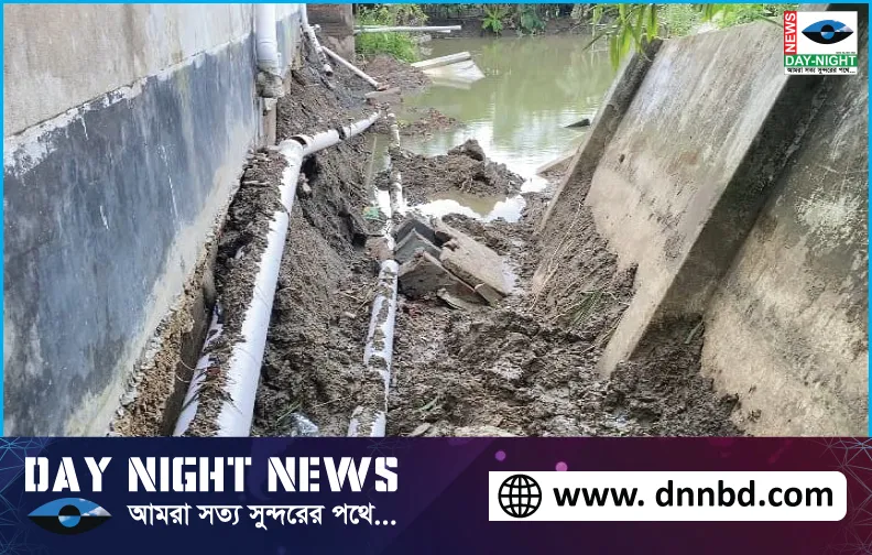 প্রতিবেশির সীমানা প্রাচীর ঘেঁষে পুকুর খনন, হুমকির মুখে,  কোটি টাকার বাড়ি