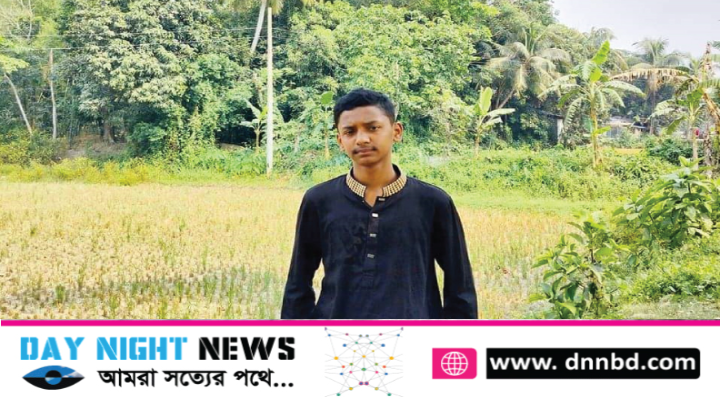 ফুটবলে কিক মারায় সপ্তম শ্রেণির ছাত্রকে পিটিয়ে হত্যা