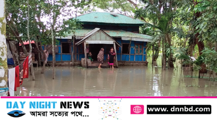 জোয়ারে ভাসছে ভোলার উপকূল, দুর্ভোগে হাজারো মানুষ