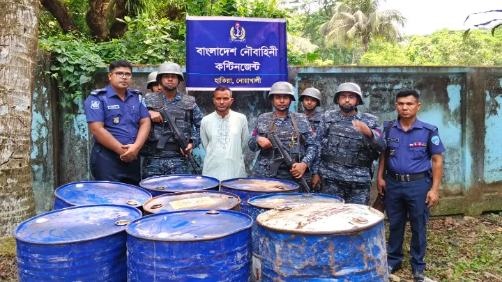 হাতিয়াতে ১৬০০ লিটার অবৈধ ডিজেল জব্দ, গ্রেপ্তার ১