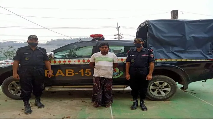 র‌্যাব-১৫ এর অভিযানে ১০,০০০ পিস ইয়াবাসহ একজন গ্রেফতার