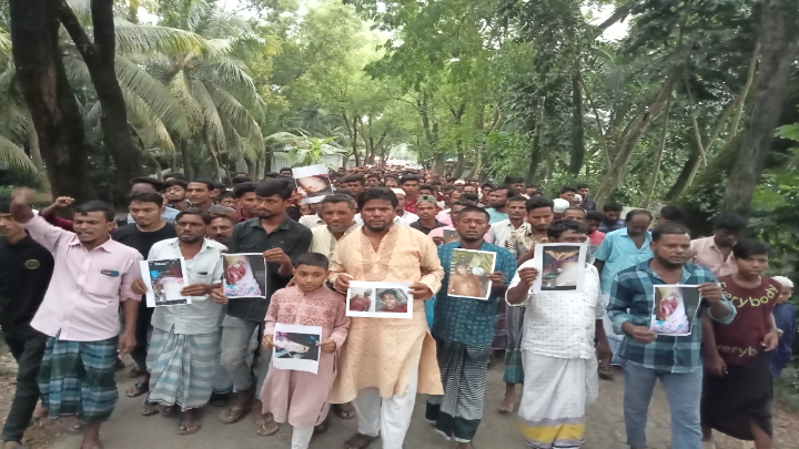 জলদস্যুদের গ্রেফতার ও বিচার দাবিতে উত্তাল নোয়াখালীর উপকূল 