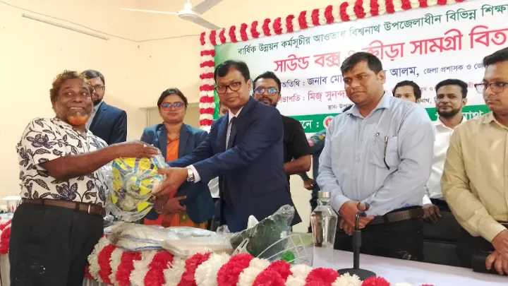 বিশ্বনাথে ডিসি সারওয়ার আলমের ব্যস্থ সময় পার