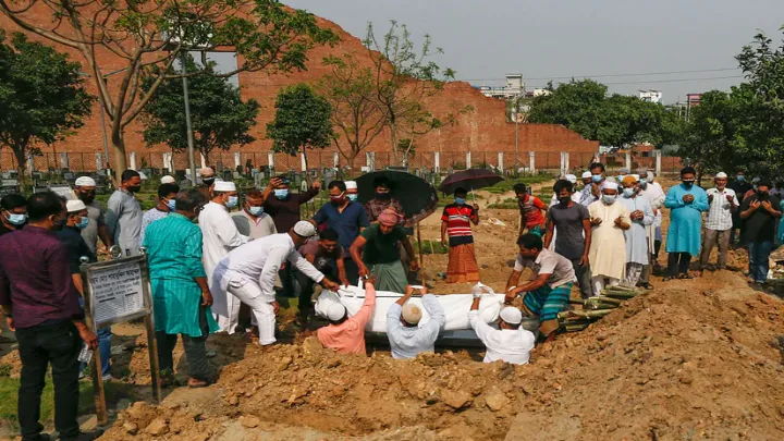 বিশ্বে করোনায় আরও ২২৯৭ জনের মৃত্যু, আক্রান্ত প্রায় ৬ লাখ