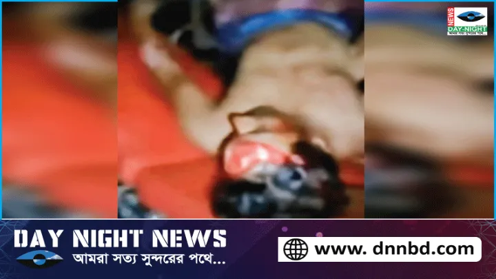 ডুবে যাওয়া বলগেট তুলতে শ্রমিকের হাত ছিঁড়ে পড়ল নদীতে