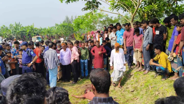 লক্ষ্মীপুরে ফসলের মাঠ থেকে অটোরিকশা চালকের লাশ উদ্ধার 