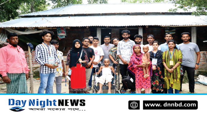 আমরা করব জয় সংগঠনের উদ্যোগে প্রতিবন্ধী শিশুকে হুইলচেয়ার প্রদান