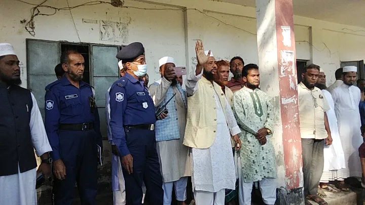 প্রধান শিক্ষক কতৃক ছাত্রীদের যৌন হয়রানির অভিযোগ 