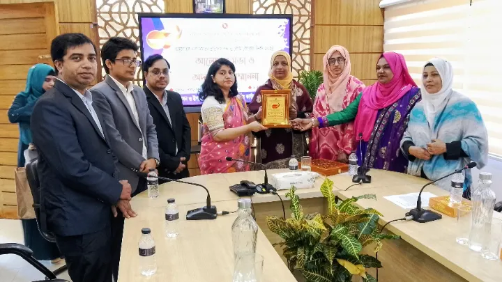 বেগম রোকেয়া দিবসে বিশ্বনাথে অদম্য নারী সম্মাননা পেলেন চার নারী