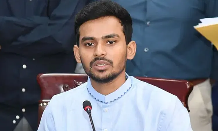 আসিফ মাহমুদের ব্রাহ্মণবাড়িয়া সফর, নির্বাচনী প্রচারণায় মুখর জেলা শহর