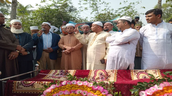 কুমিল্লা চৌদ্দগ্রামে বীরমুক্তিযোদ্ধা ছাদেক হোসেনের ইন্তেকাল