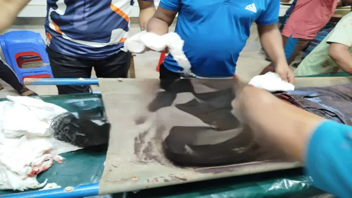 নোয়াখালীতে কিশোরকে কুপিয়ে হত্যা