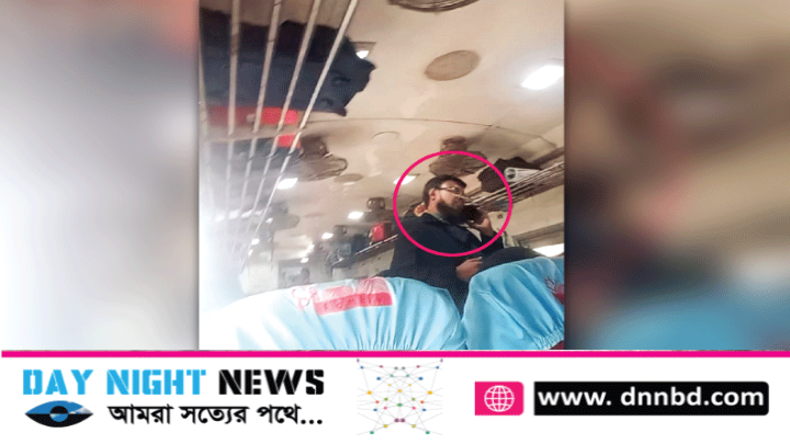 সিলেটগামী ট্রেনের ভিতরে চলছে রমরমা ব্যবসা নেই টিটি