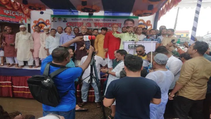 বাংলাদেশ ও সরকারের বিরুদ্ধে গভীর ষড়যন্ত্র করছে খুনি হাসিনার দোসররা-আযম খান