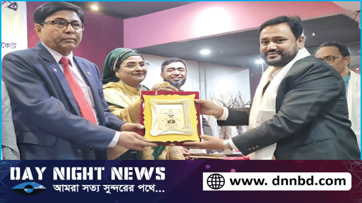 আন্তর্জাতিক গুণী সম্মাননা পেলের ফুলবাড়ীর আজম ম-ল রানা