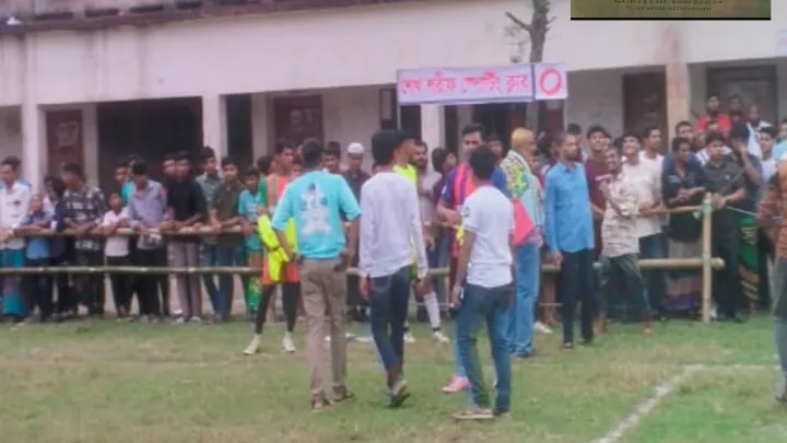 কমলনগরে আরাফাত রহমান কোকো টুর্নামেন্টে পৃষ্ঠপোষক যুবলীগ নেতা