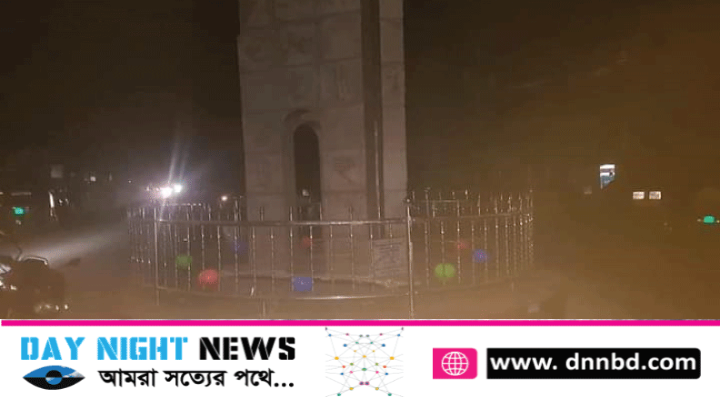 সংবাদ প্রকাশের পর ব্যানার ফেস্টুনমুক্ত হল বিশ্বনাথের প্রবাসী চত্ত্বর 