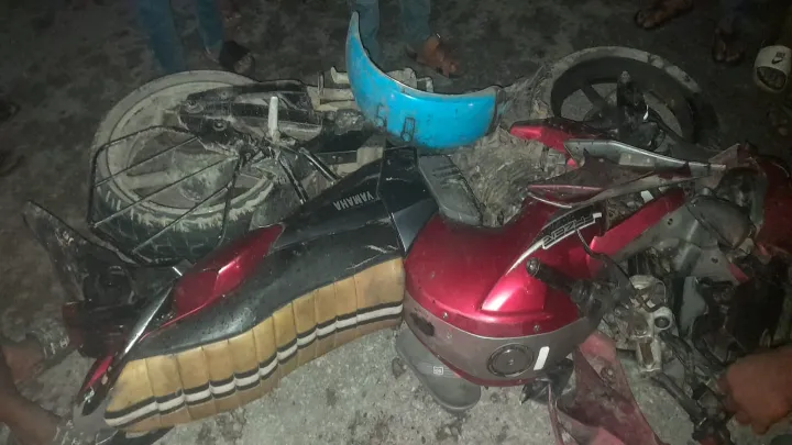 নোয়াখালীতে বালুবাহী ট্রাকের ধাক্কায় মোটরসাইকেল আরোহী কিশোরের মৃত্যু