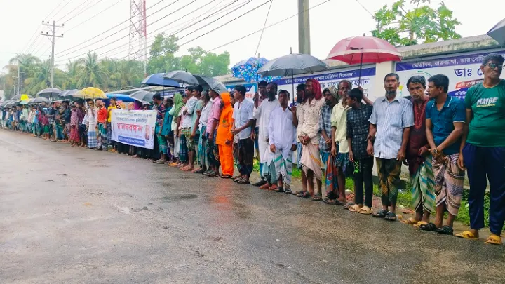 চাঁদা না পেয়ে ভূমিহীনদের চাষাবাদ বন্ধ করে দেওয়ার অভিযোগ