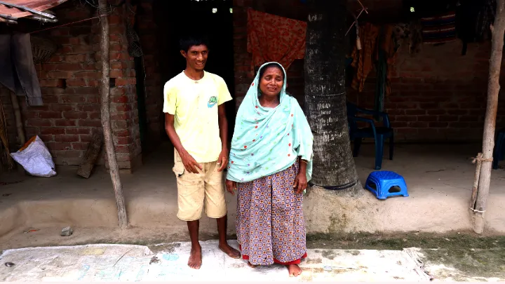 ফুলবাড়ী ট্র্যাজেডি দিবস তরিকুল-আমিন-সালেকিনের স্বজনরা আজও বাঁচেন শূন্যতায়